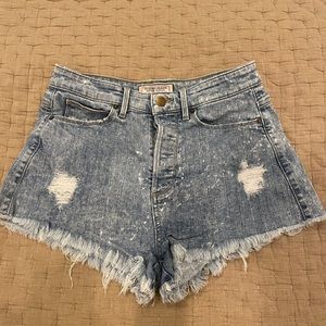 Cutest vintage high waisted Guess denim shorts